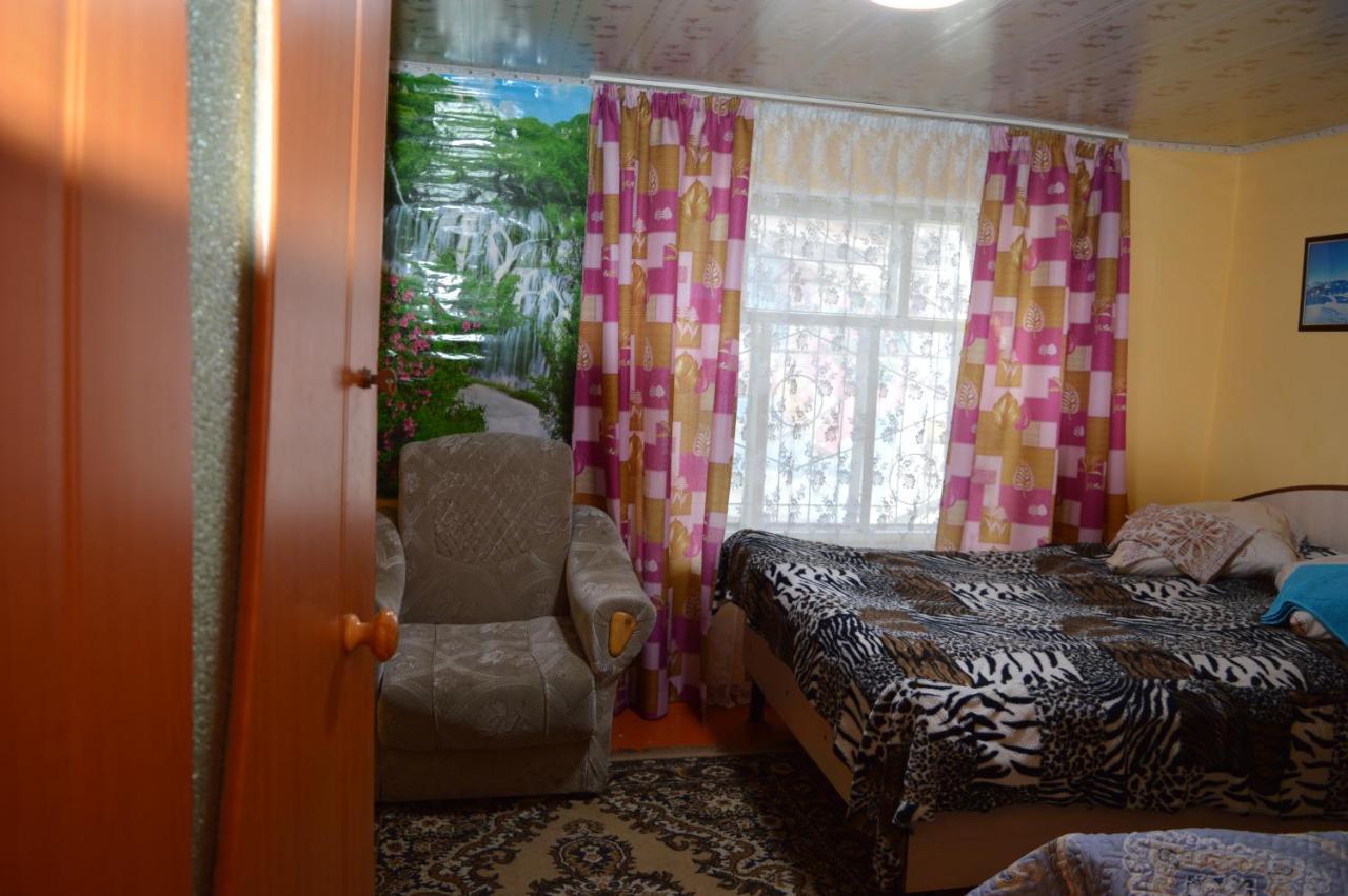 קראקול Guest House On Derbisheva מראה חיצוני תמונה